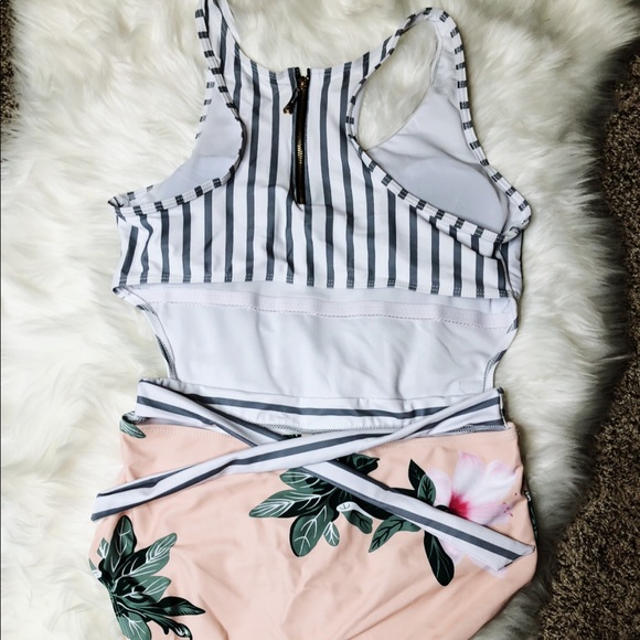 HP🎉AVAILABLE Striped Floral One Piece Swimsuit - Picture 3 of 3